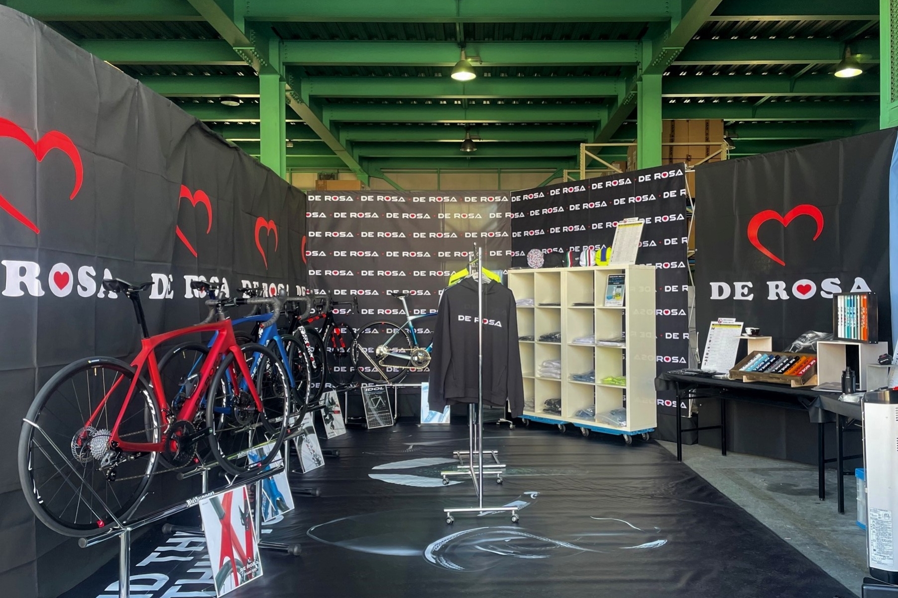 DE ROSA POP-UP STORE IN SOKA RETURNS | DE ROSA JAPAN